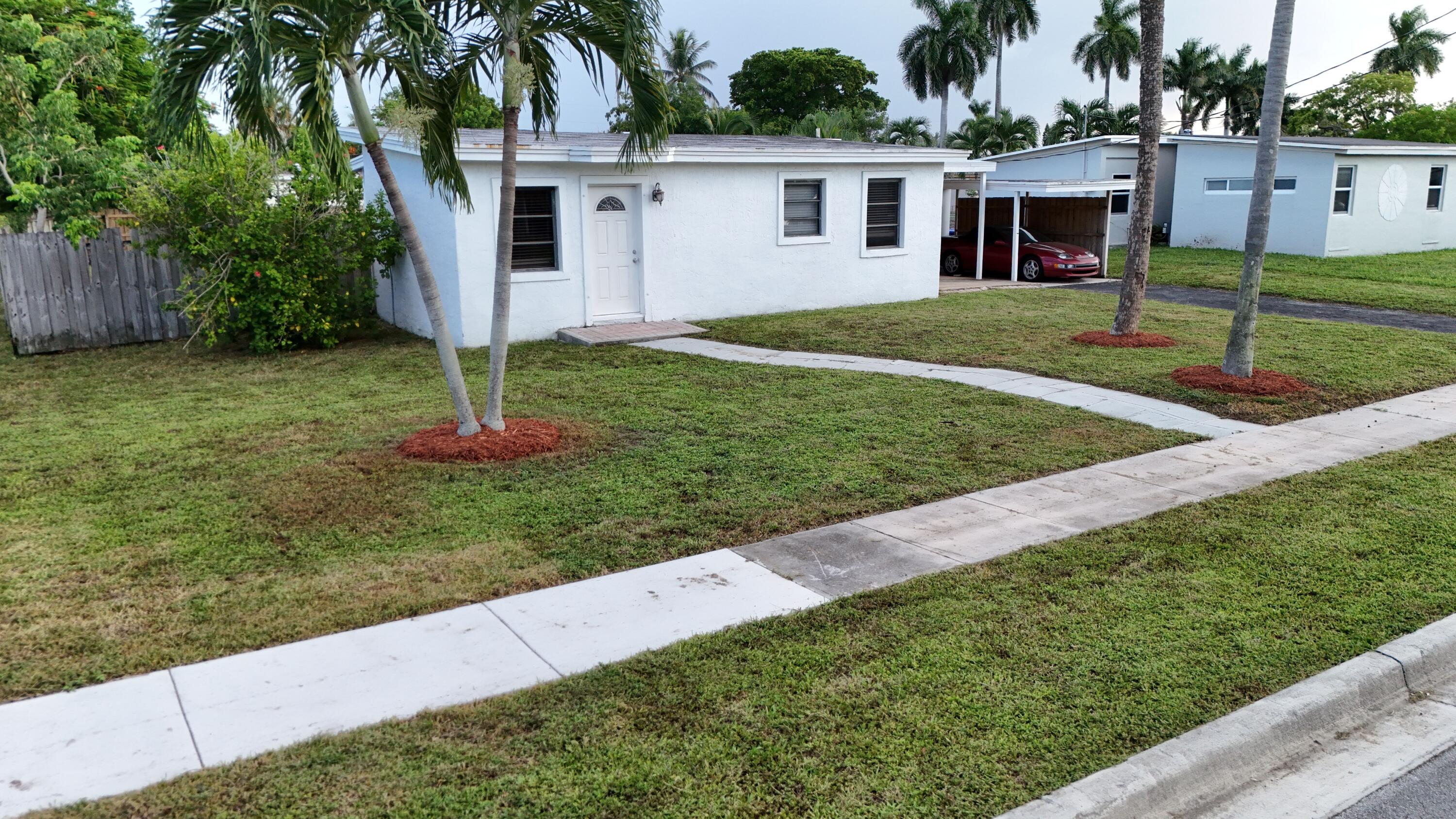 5800 NW 19TH Court