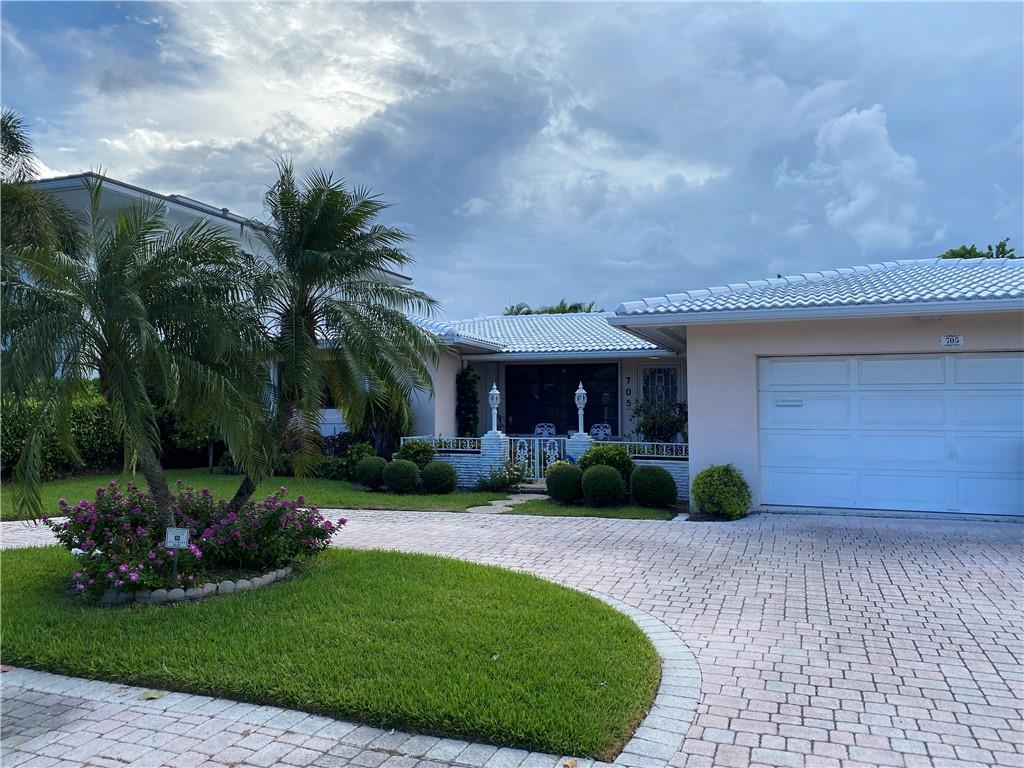 Riviera 6-17 B - Residential