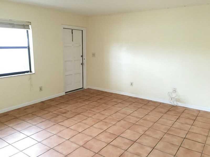 DANIA HEIGHTS EXT - Residential Lease