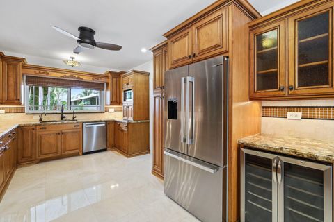 Single Family Residence in Fort Lauderdale FL 3325 42 Court 14.jpg