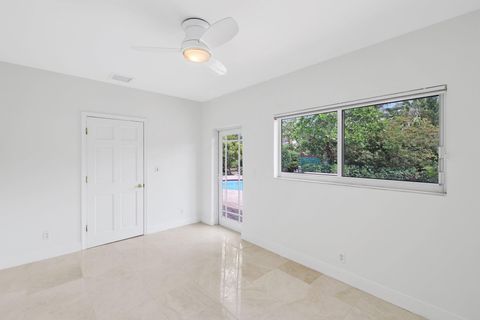 Single Family Residence in Fort Lauderdale FL 3325 42 Court 31.jpg