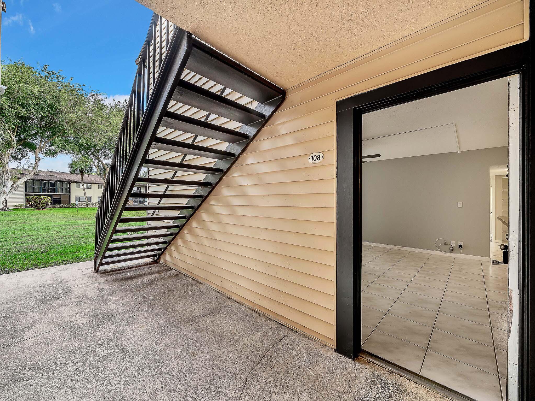 Lakes of Delray - Residential