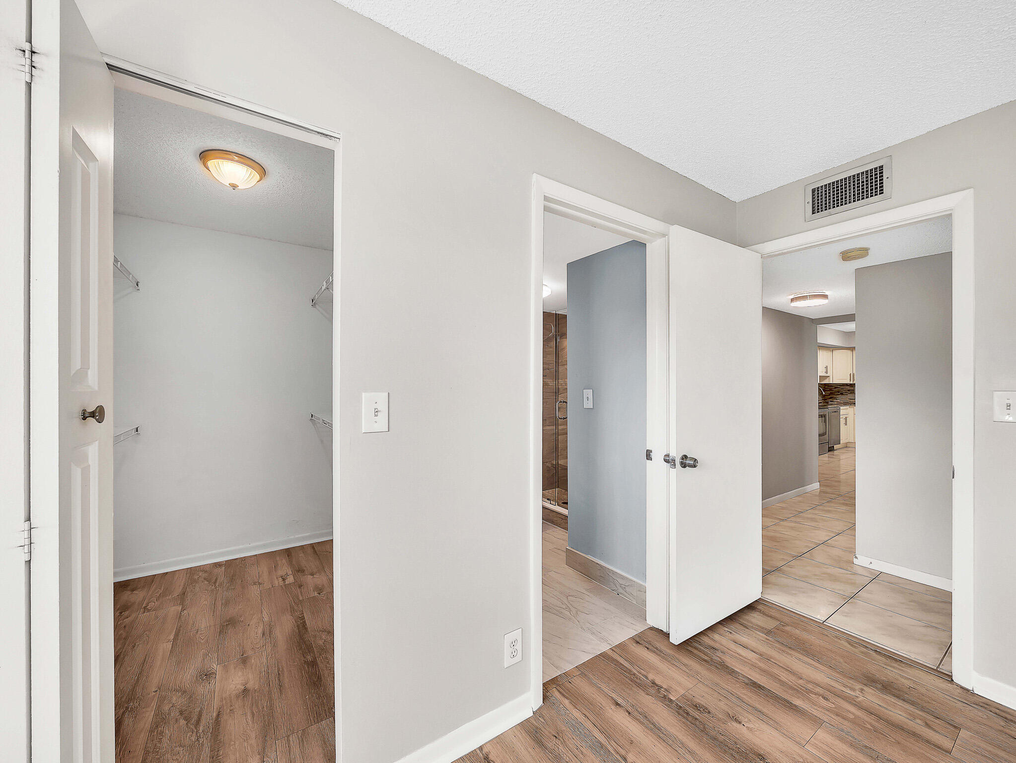 Lakes of Delray - Residential