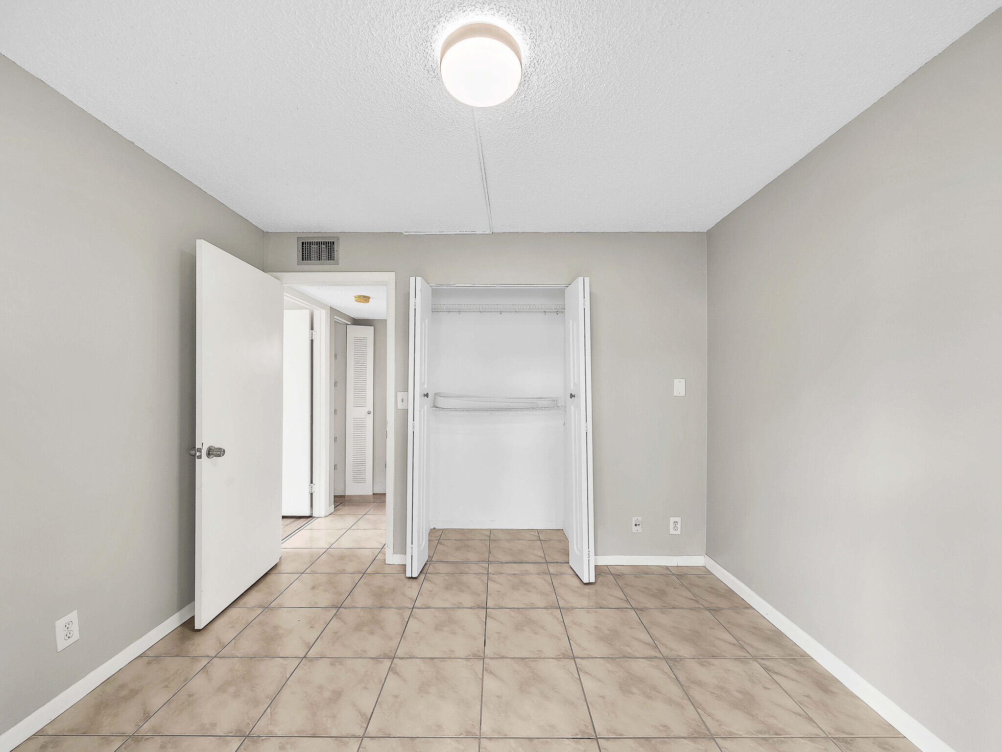 Lakes of Delray - Residential