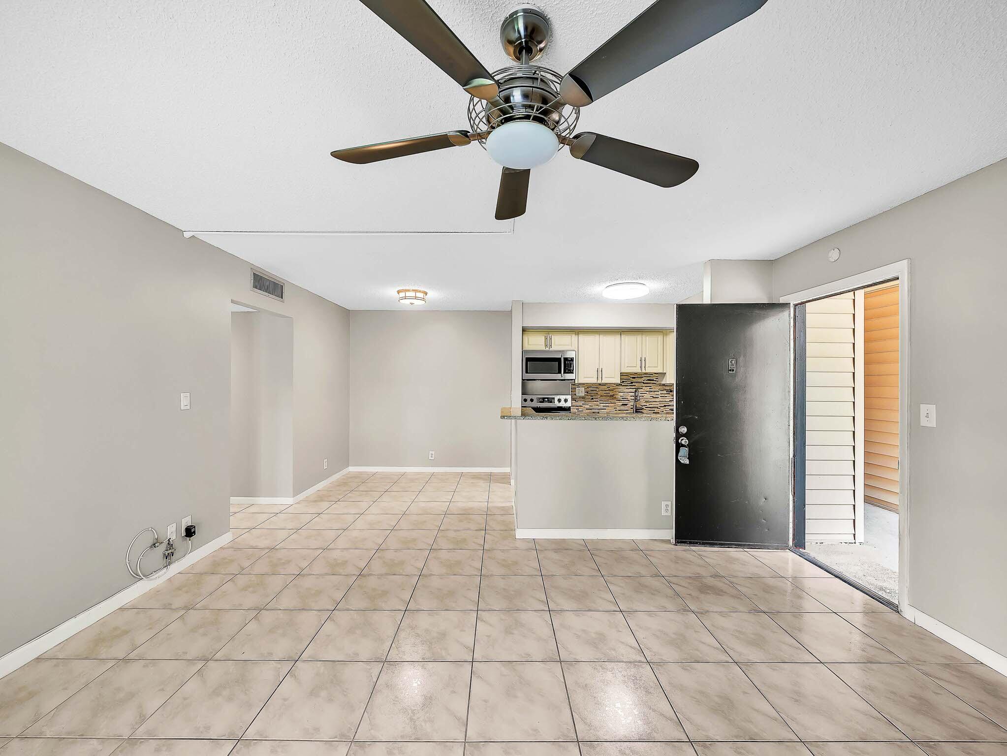 Lakes of Delray - Residential