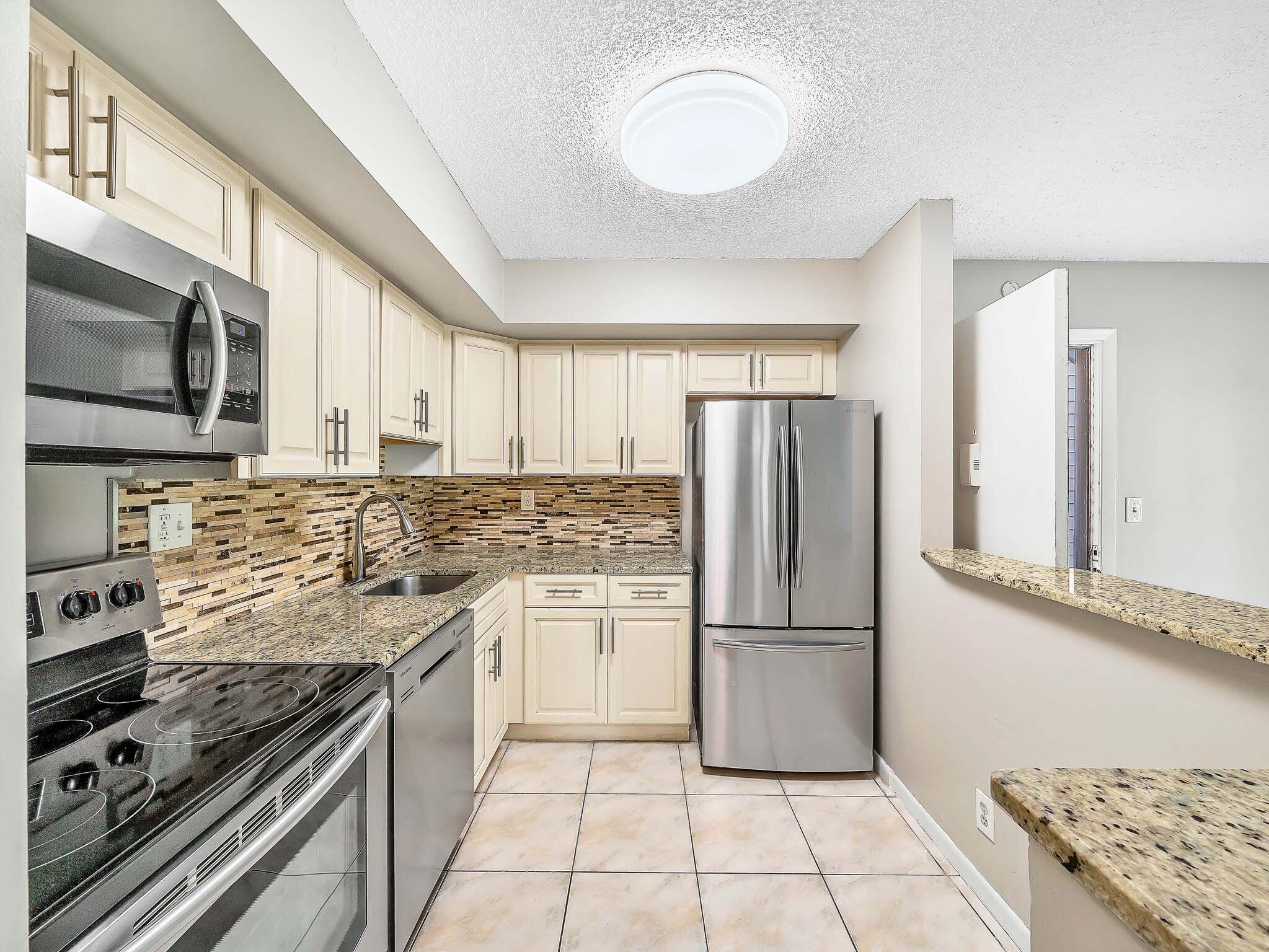 Lakes of Delray - Residential