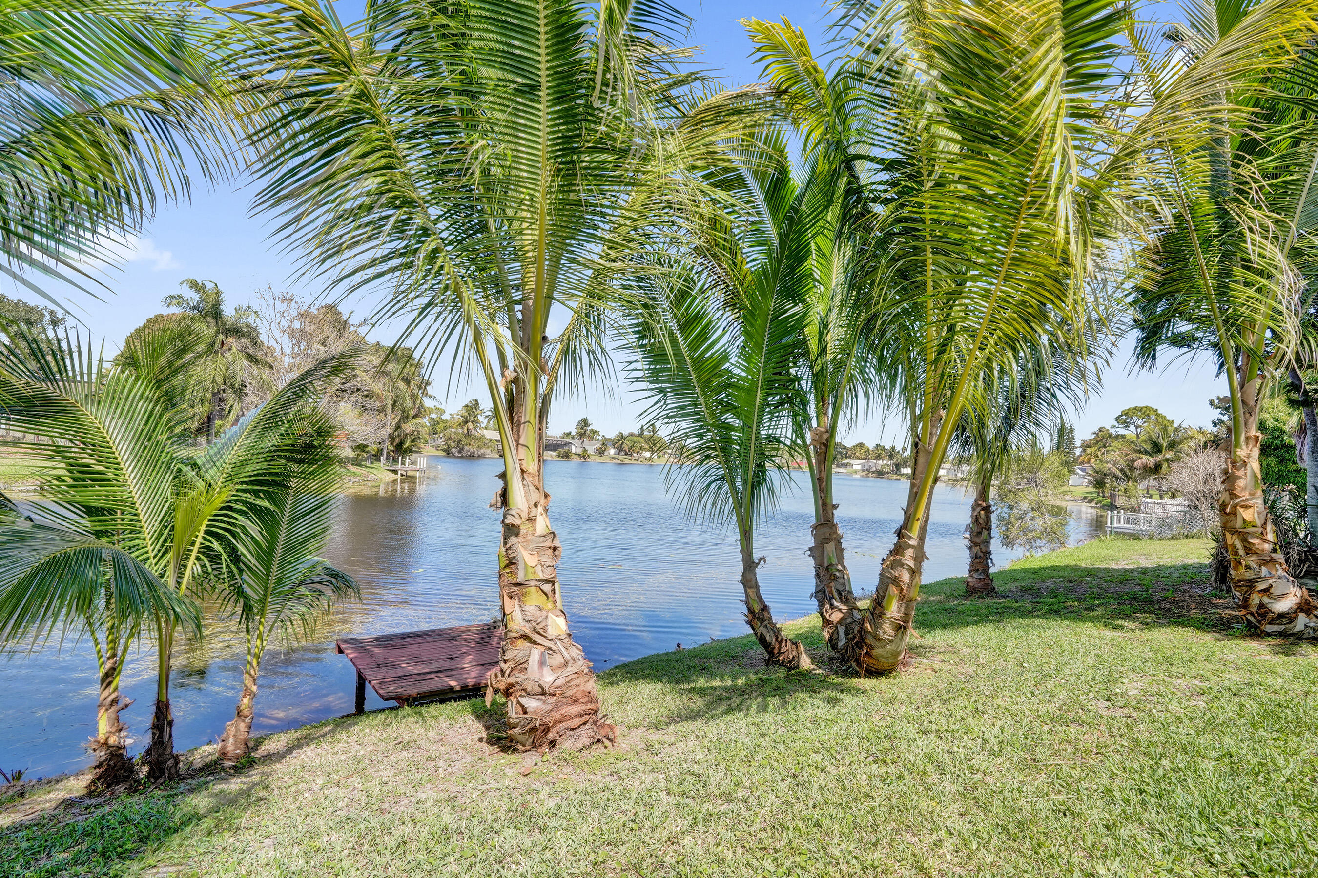 CRYSTAL HEIGHTS - Residential