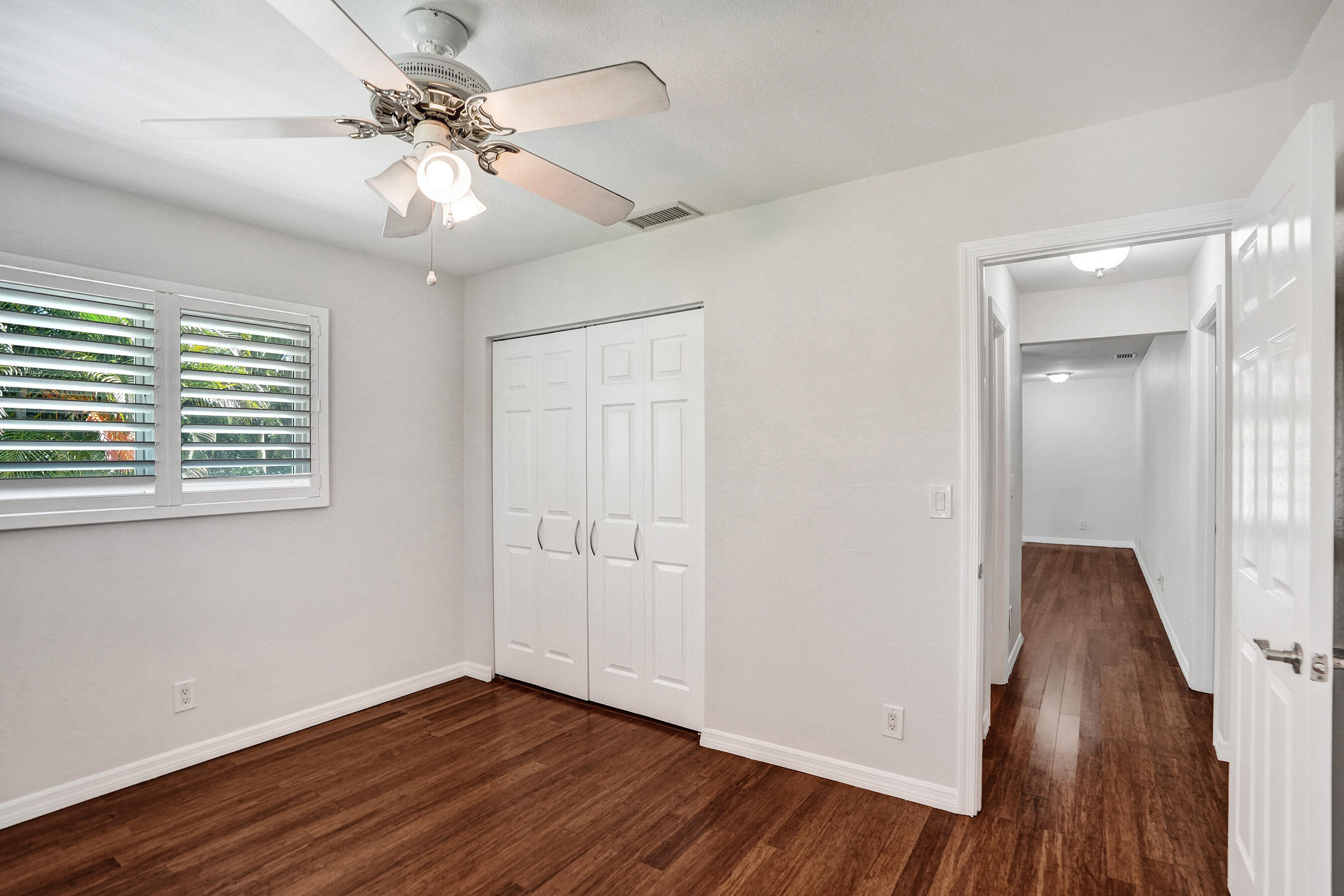 CRYSTAL HEIGHTS - Residential