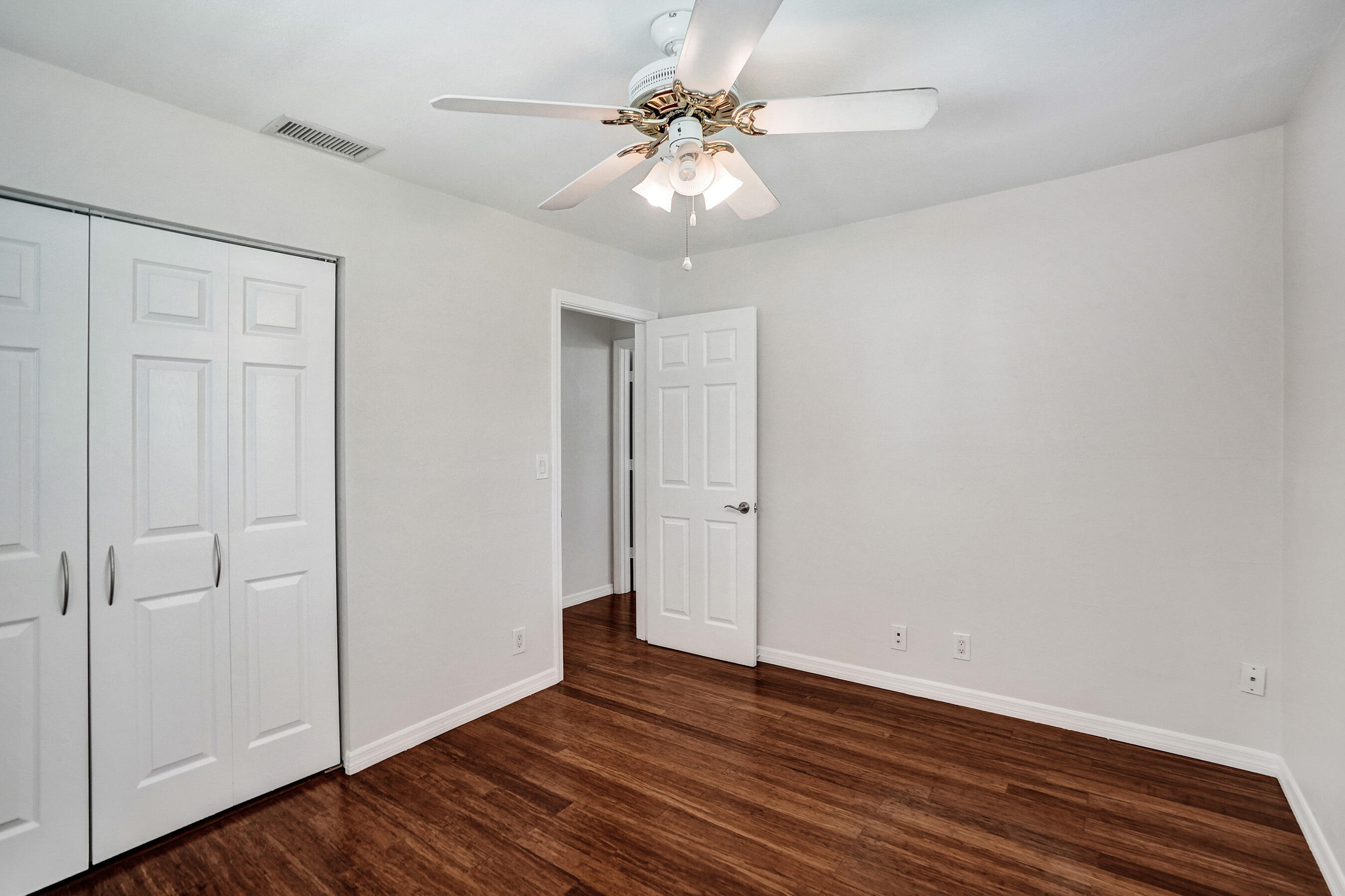 CRYSTAL HEIGHTS - Residential