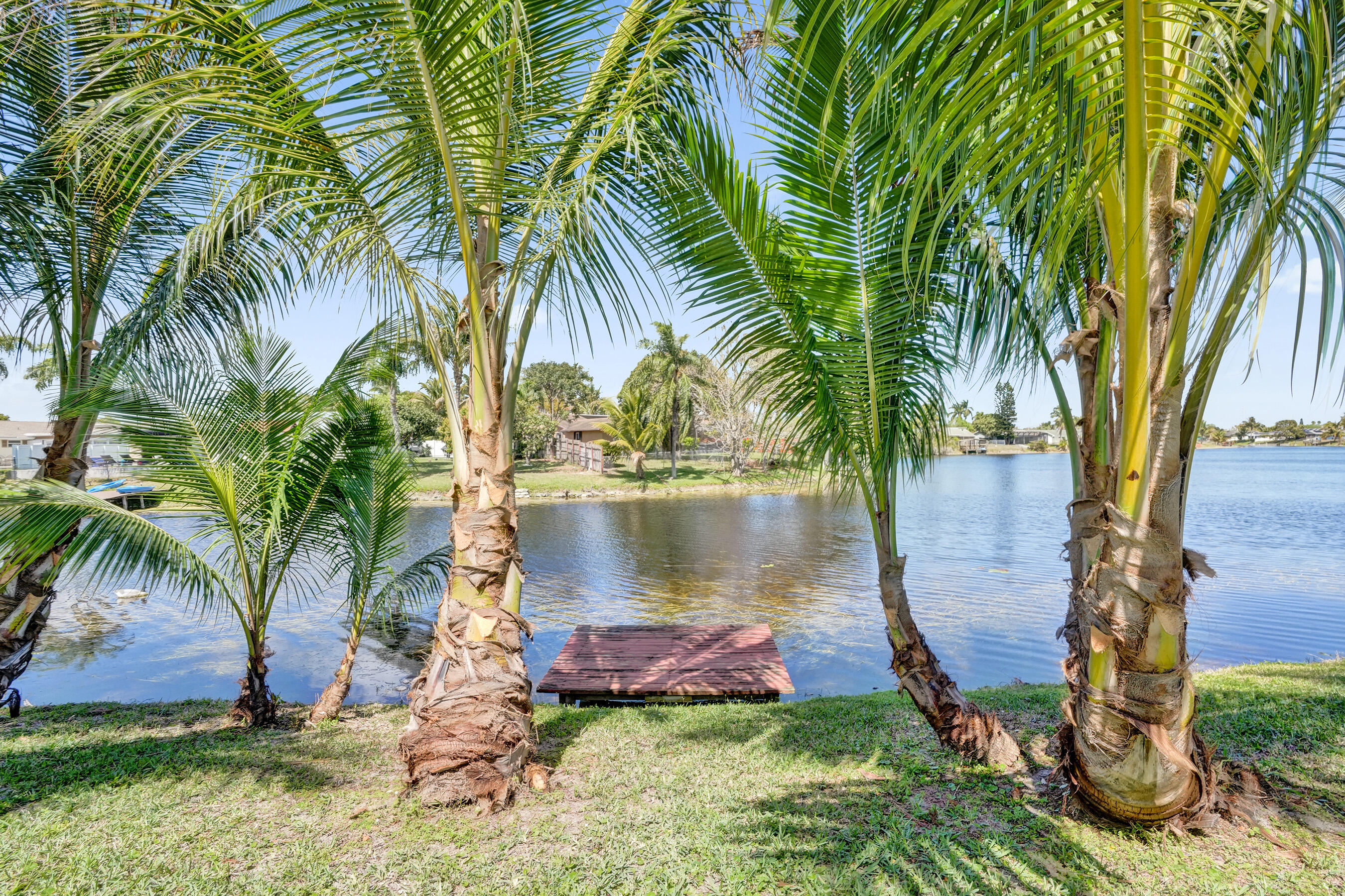 CRYSTAL HEIGHTS - Residential