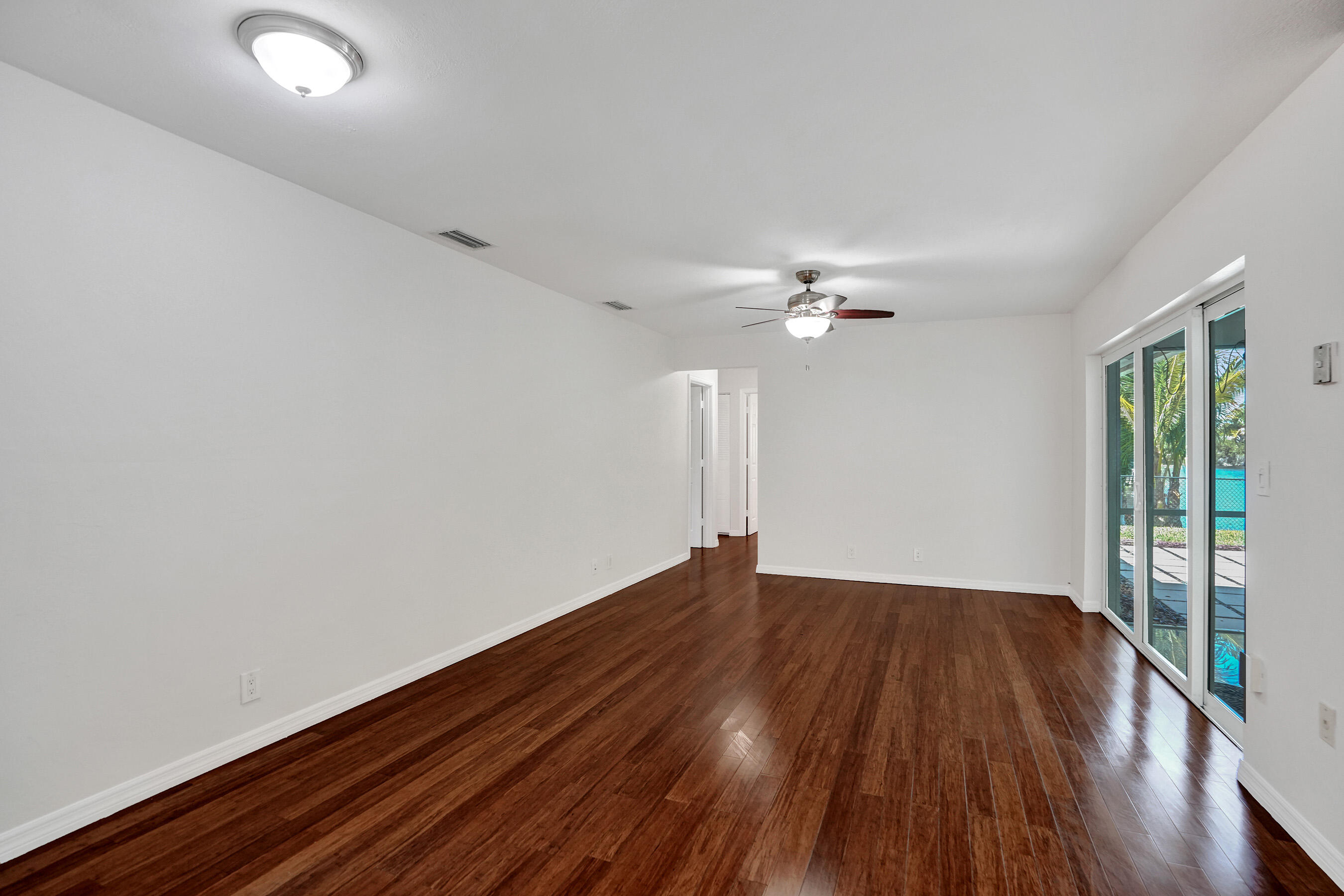 CRYSTAL HEIGHTS - Residential