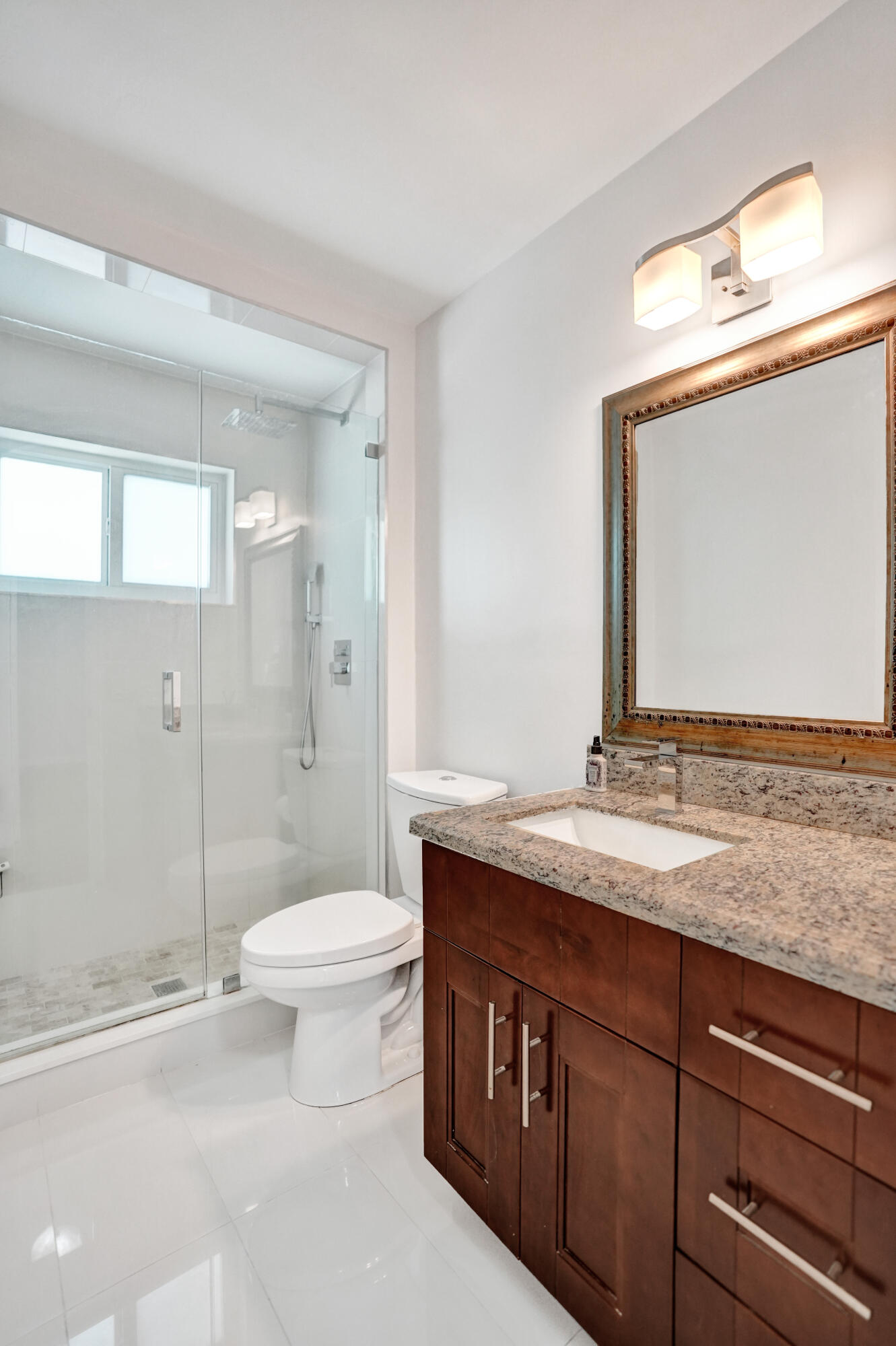 CRYSTAL HEIGHTS - Residential