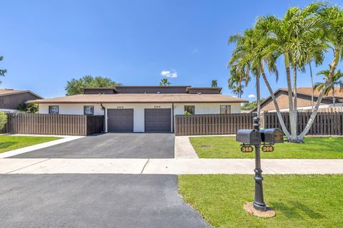 366 SW 27th Ave Delray Beach FL 33445