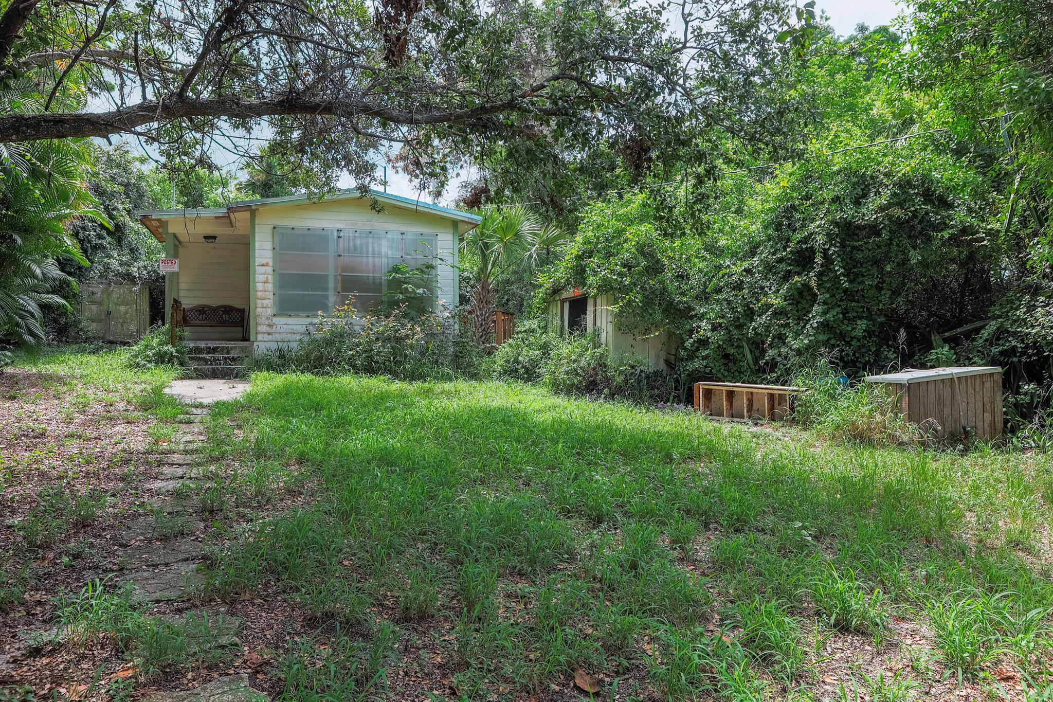 Priced to Sell! Seller is Motivated! Brand New Roof. Interior is fully renovated. Zoned-(Commercial General). Walking distance to the beach. Submit your offers or schedule a showing. Wont last long!