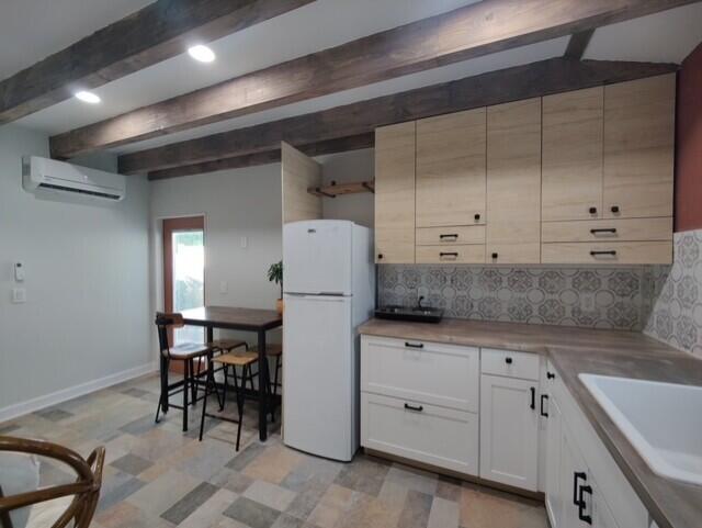 SARITA HEIGHTS WEST - Residential