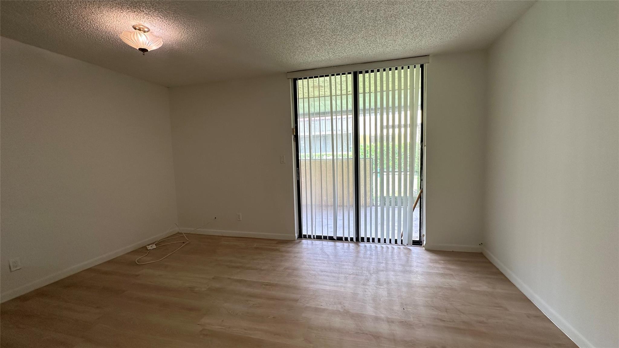 745 SE 1st Way 97