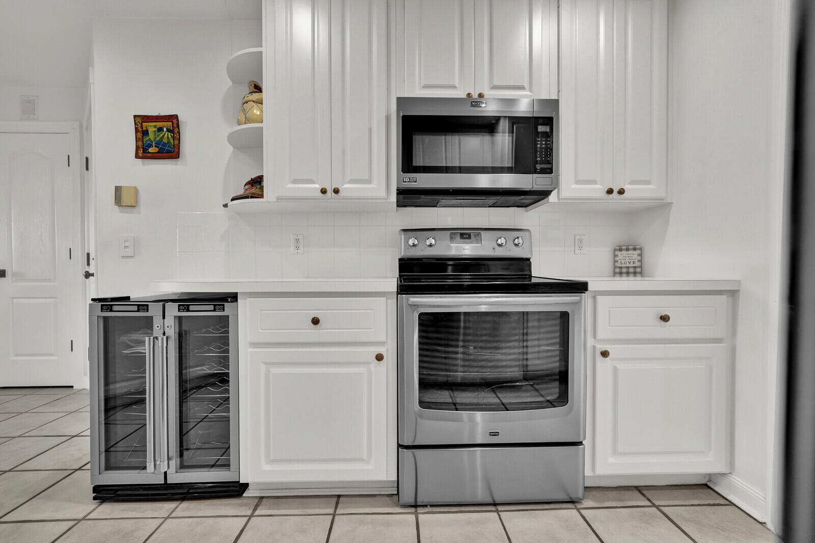 CHARLESTON COURT AT ABACOA - Residential