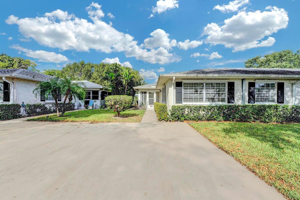 Photo of 10145 40th Way #235, Boynton Beach, FL 33436 (MLS # F10497703)