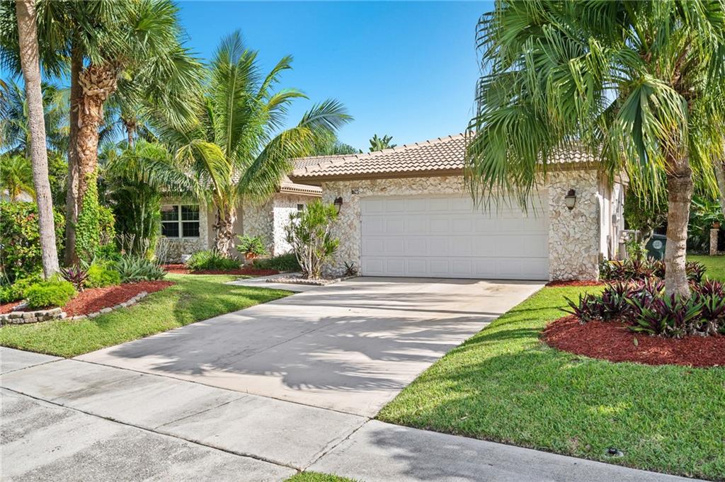 Boca Raton Square Unit 18 - Residential