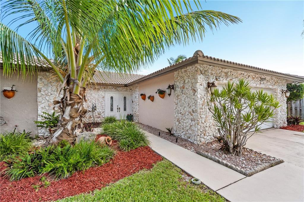 Boca Raton Square Unit 18 - Residential