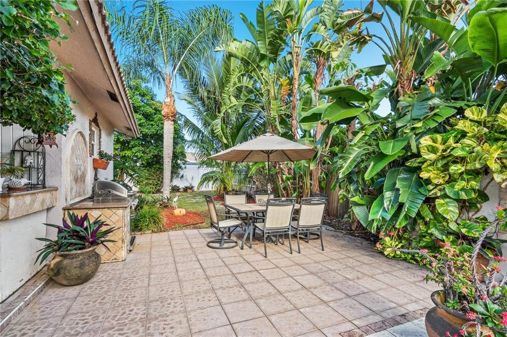 Boca Raton Square Unit 18 - Residential