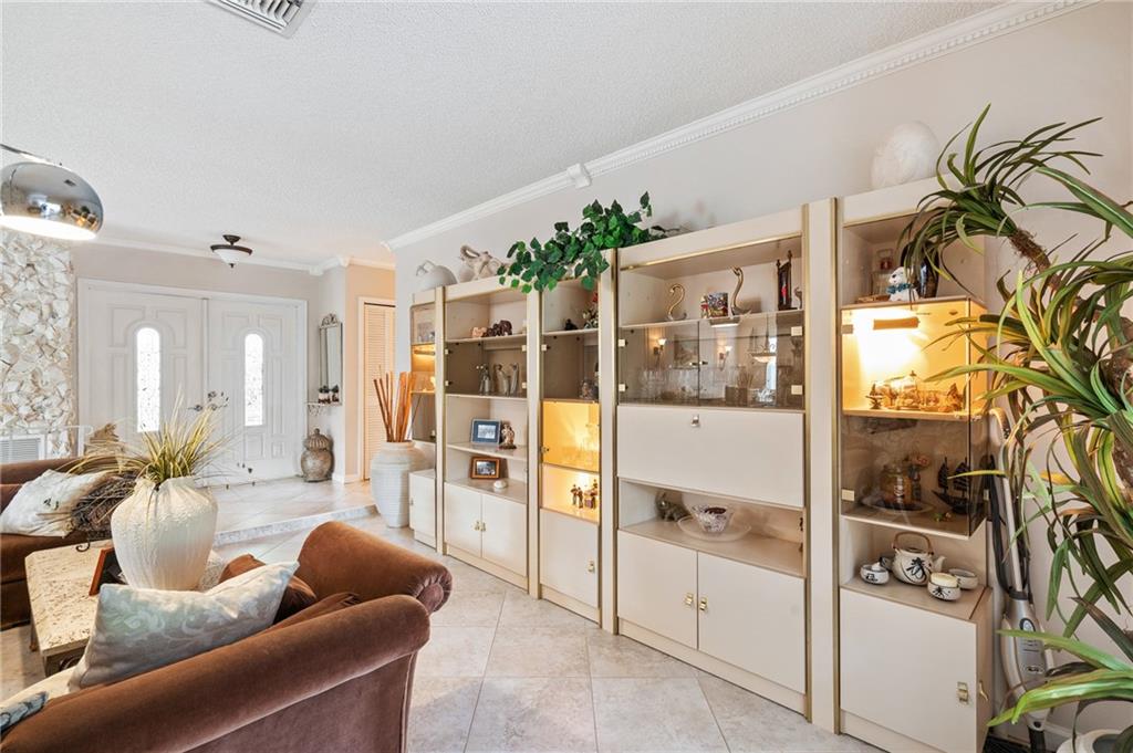 Boca Raton Square Unit 18 - Residential