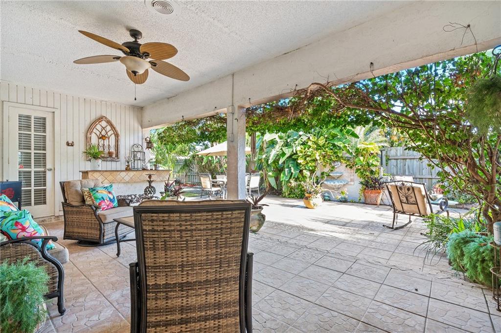 Boca Raton Square Unit 18 - Residential