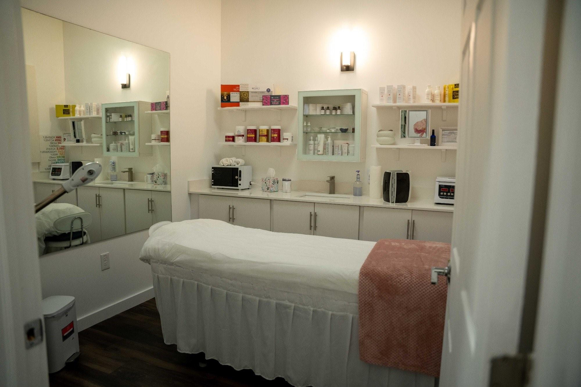 Coconuts at Bonaventure - Residential Lease