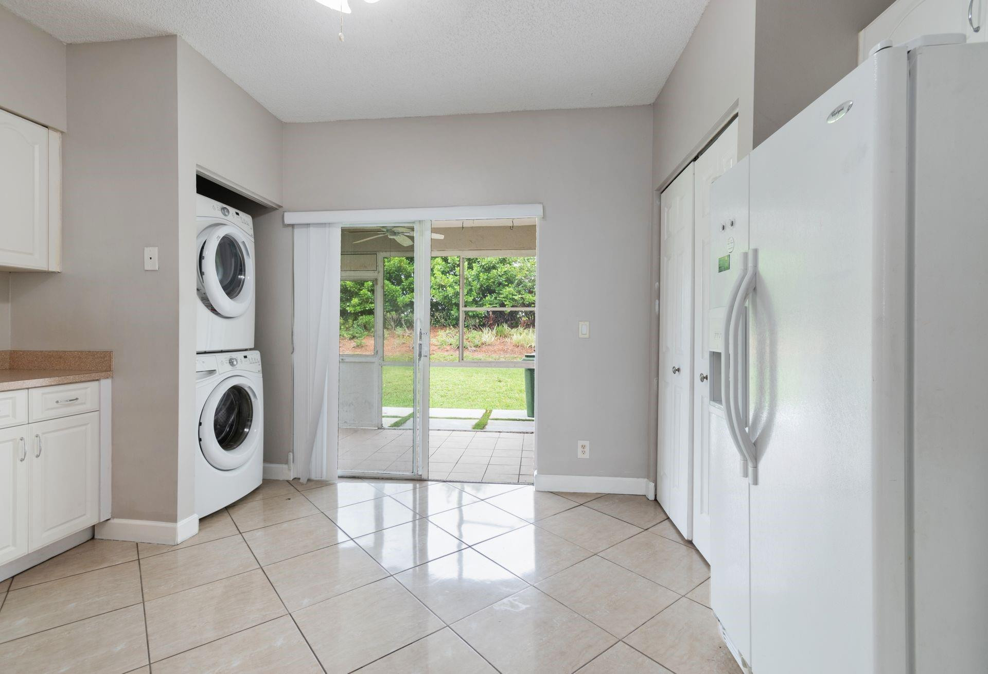 Coconuts at Bonaventure - Residential Lease