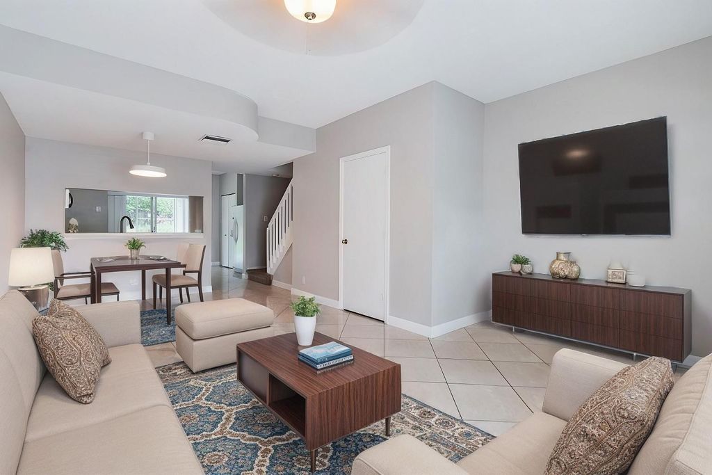 Photo of 16721 Hemingway Drive, Weston, FL 33326 (MLS # F10552551)