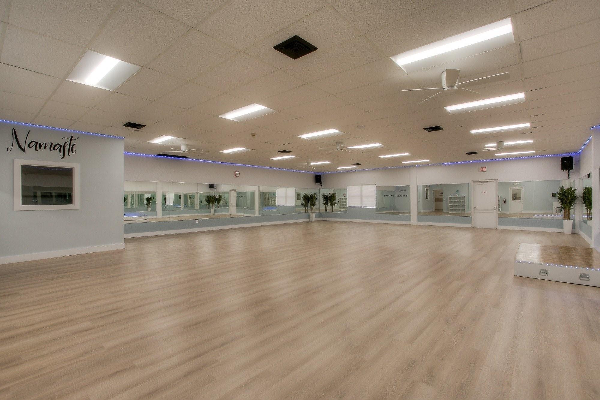 Coconuts at Bonaventure - Residential Lease