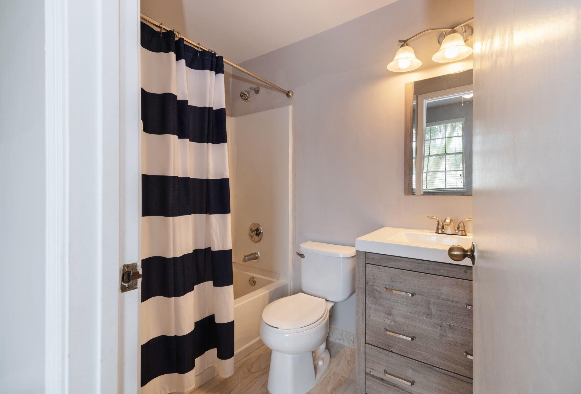 Coconuts at Bonaventure - Residential Lease