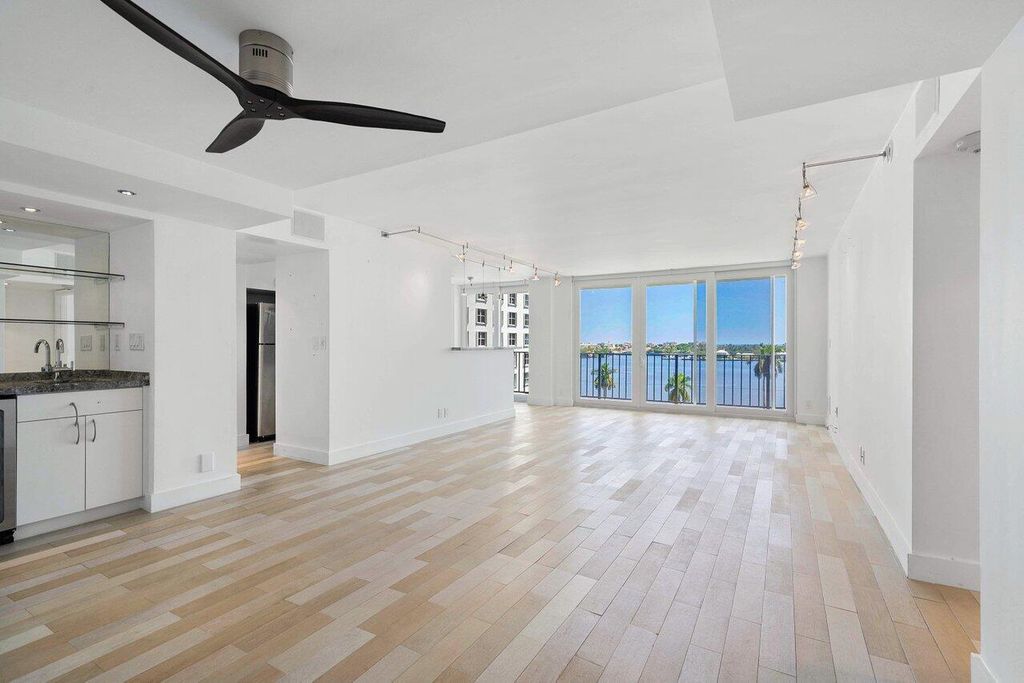 Photo of 1701 S Flagler Drive #807, West Palm Beach, FL 33401 (MLS # R10788359)