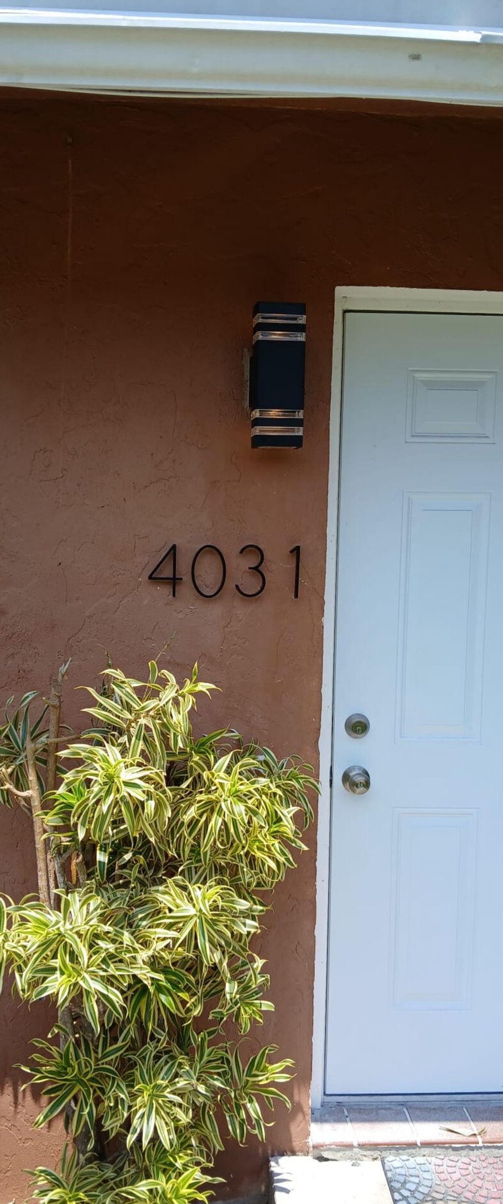 Photo of 4031 3rd Rd S, West Palm Beach, FL 33406 (MLS # B26000603)