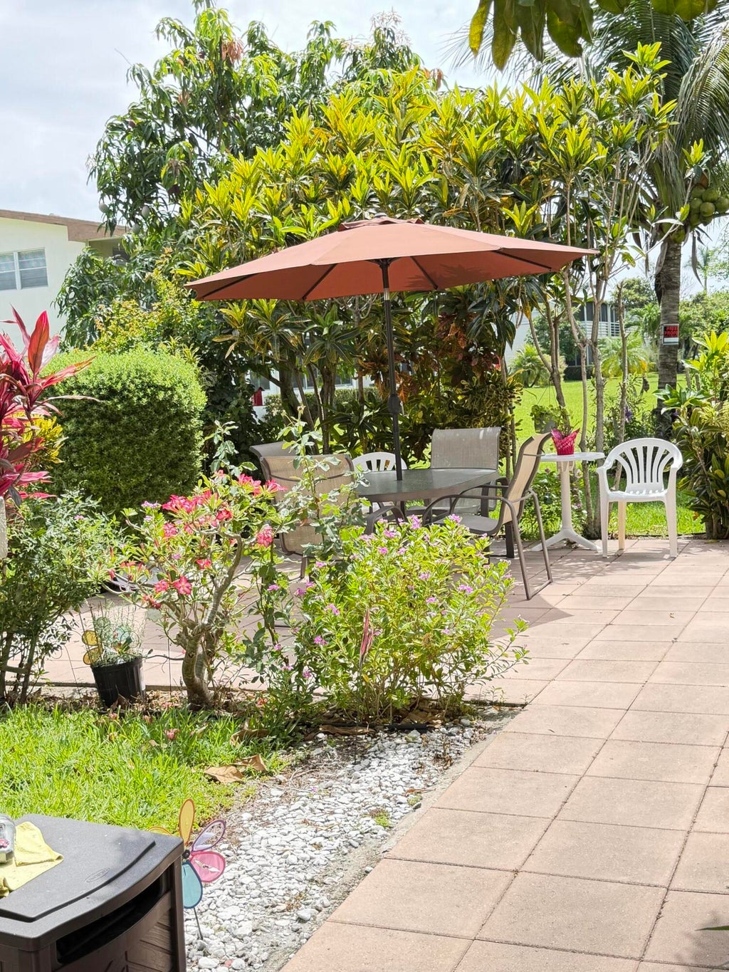 Photo of 212 Greenbrier B, West Palm Beach, FL 33417 (MLS # B26037540)