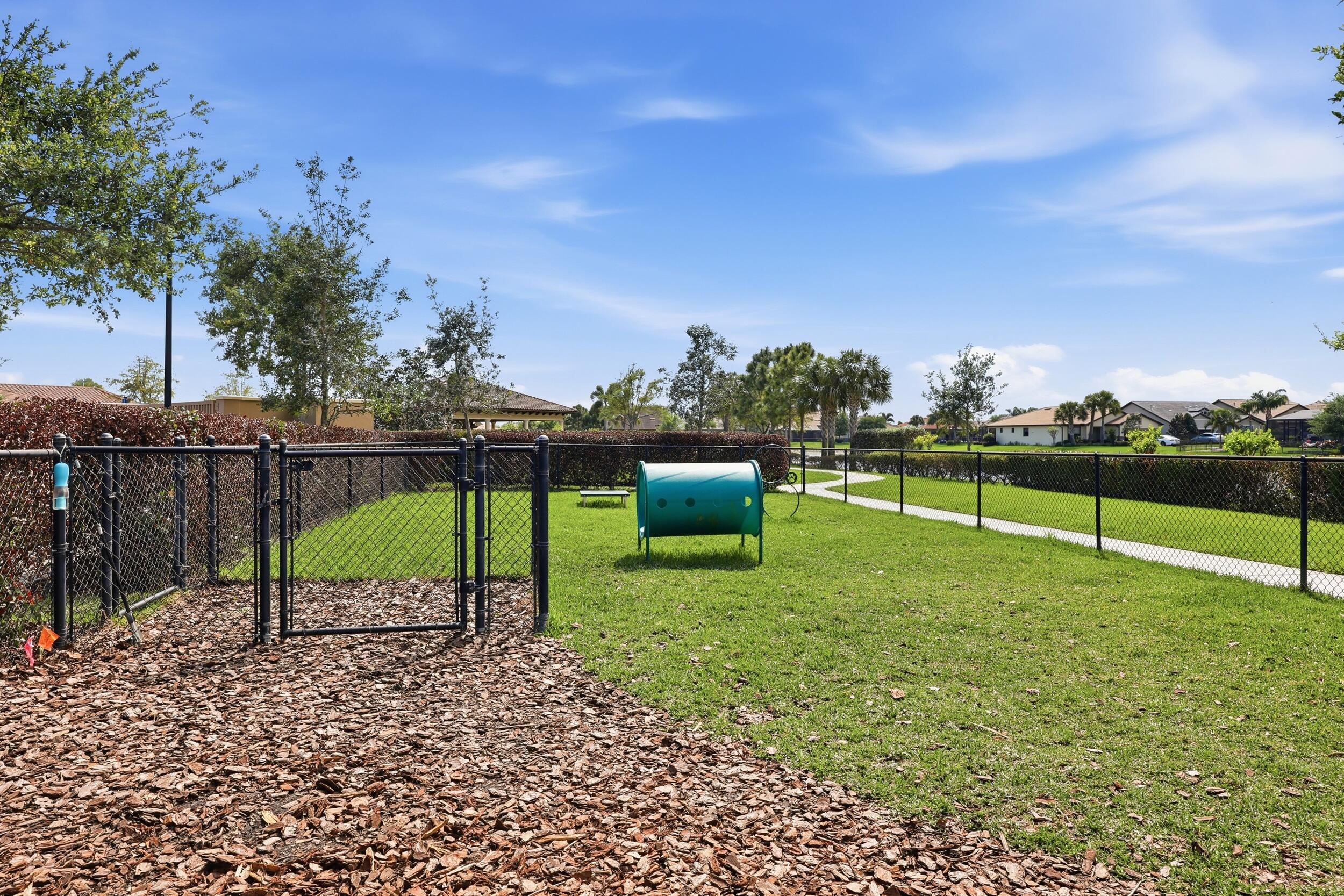 VERANDA PLAT NO 3 VERANDA GARDENS WEST PHASE 1 - Residential