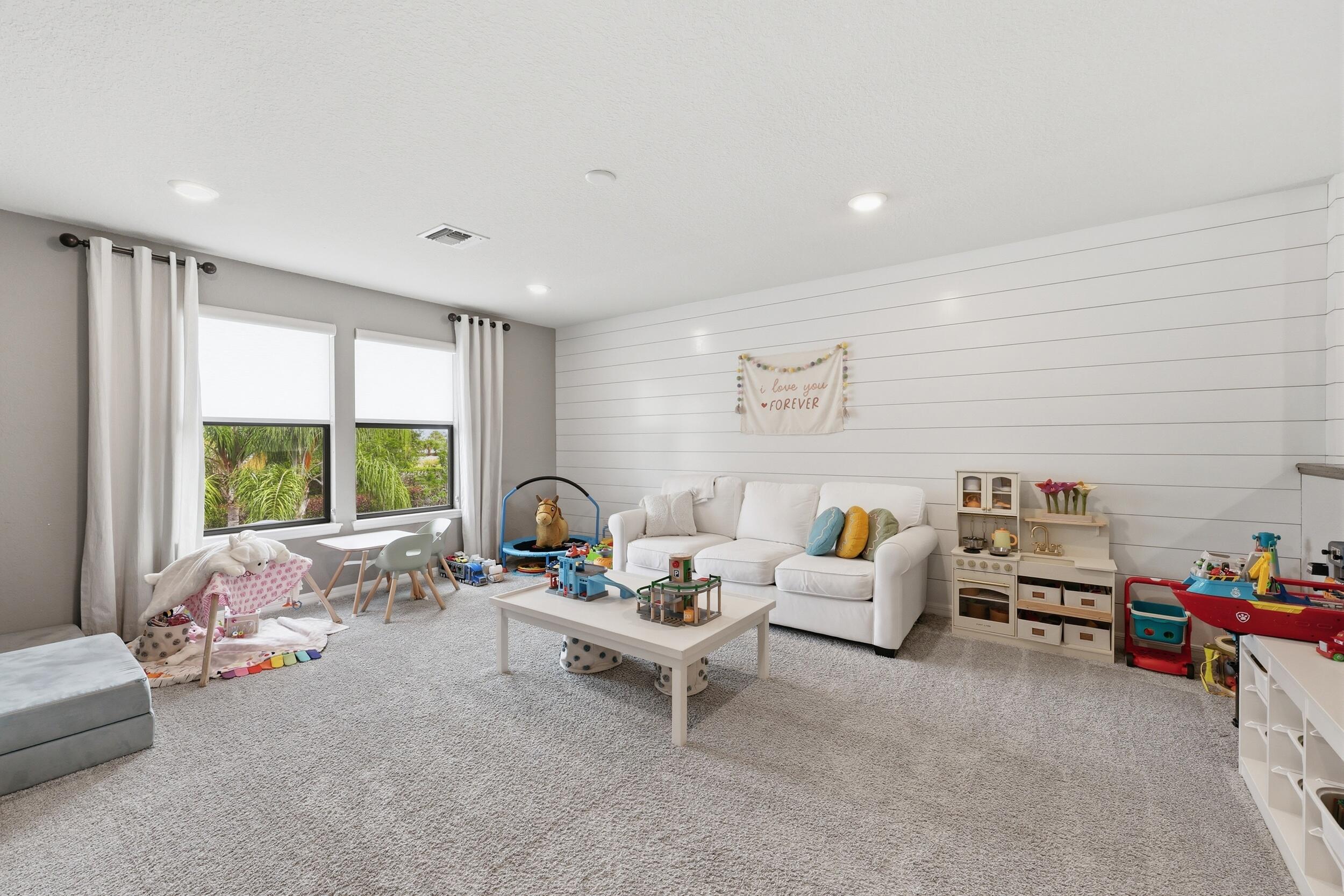 VERANDA PLAT NO 3 VERANDA GARDENS WEST PHASE 1 - Residential