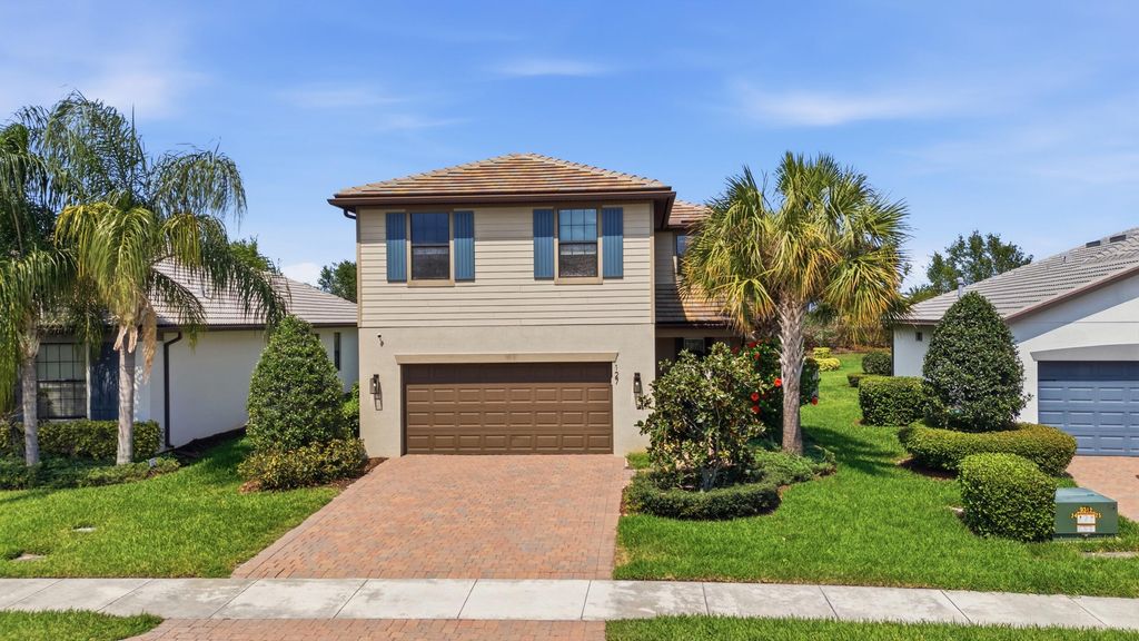 Photo of 127 SE Courances Drive, Port Saint Lucie, FL 34984 (MLS # B26008447)