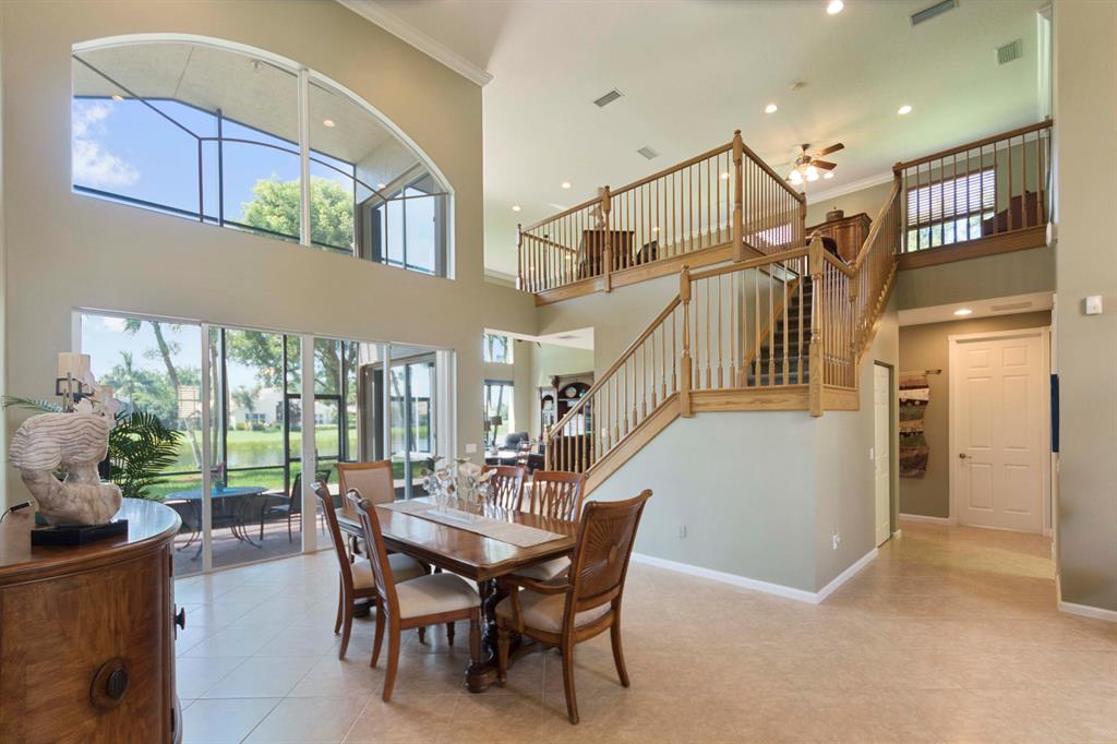 VALENCIA PALMS - Residential