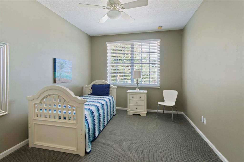 VALENCIA PALMS - Residential