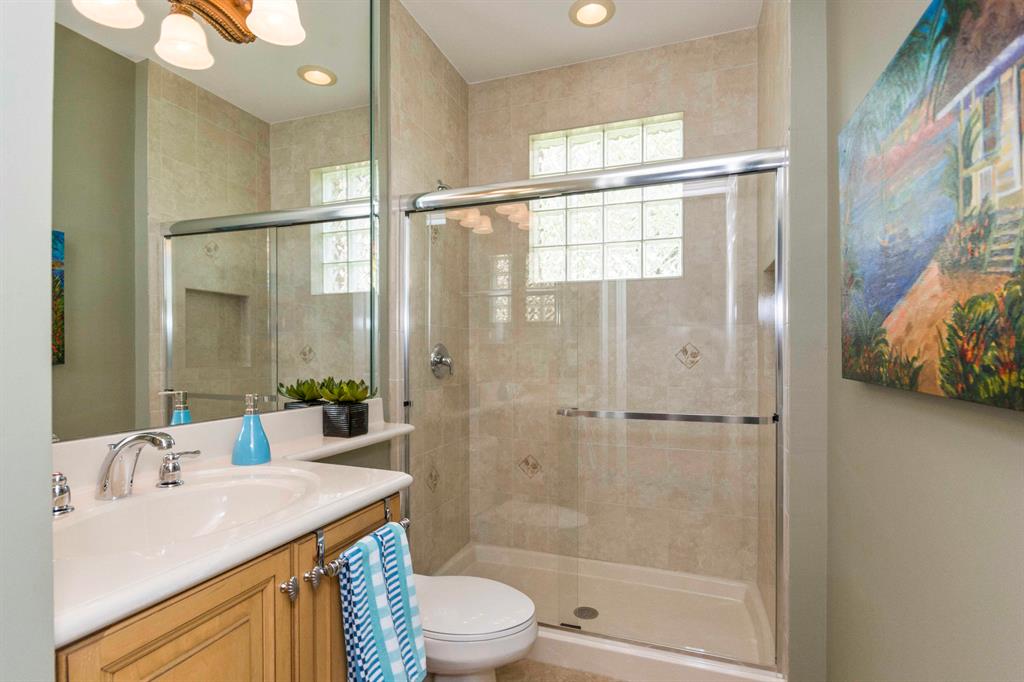 VALENCIA PALMS - Residential