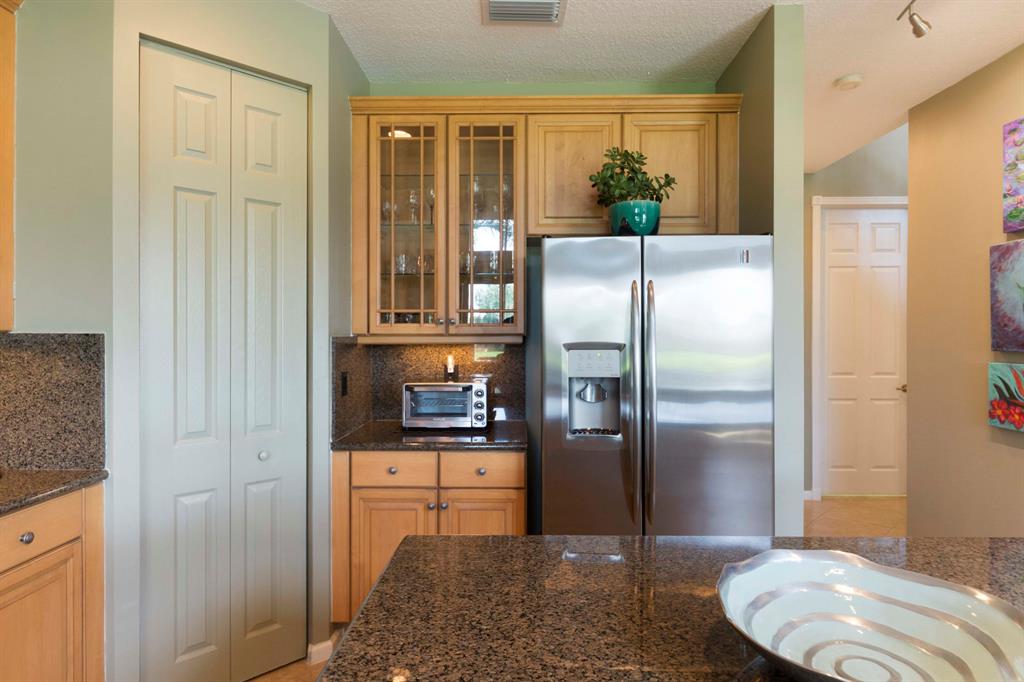 VALENCIA PALMS - Residential