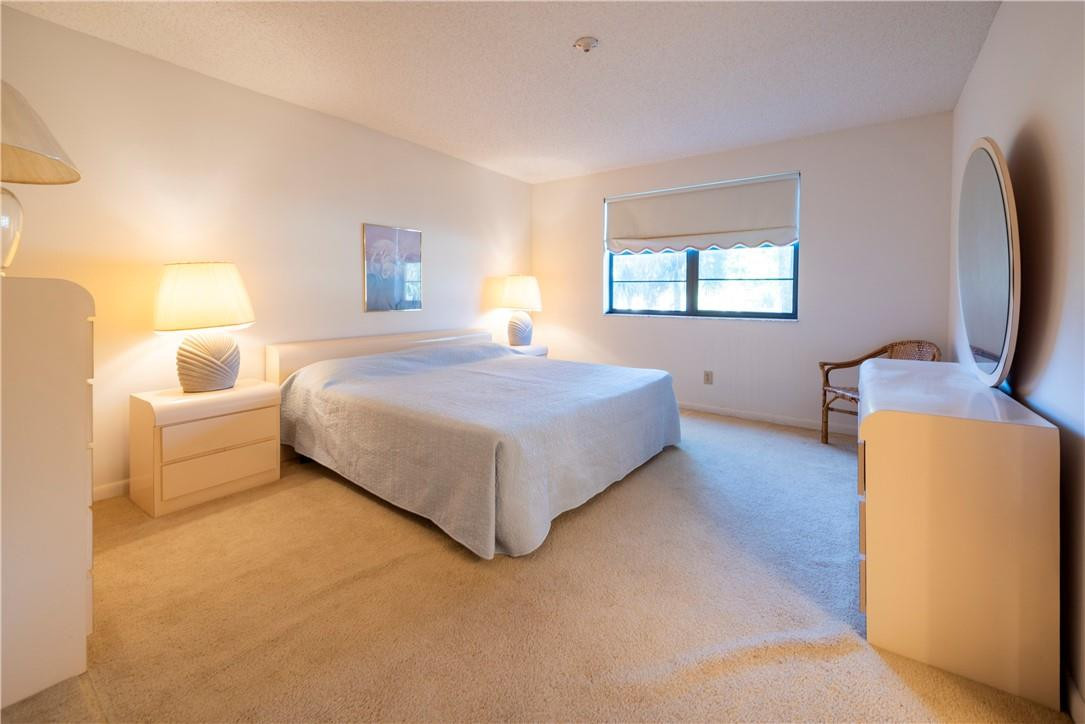 LAKES OF CARRIAGE HILLS - Residential