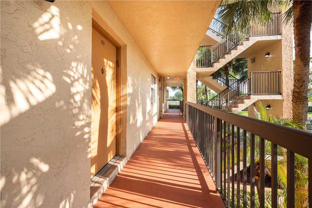LAKES OF CARRIAGE HILLS - Residential