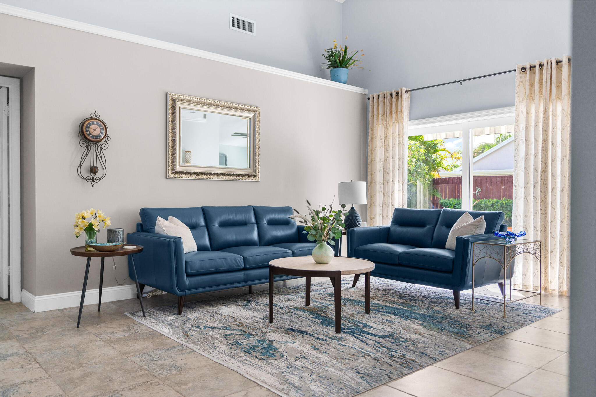 BAY WINDS 4 - Residential