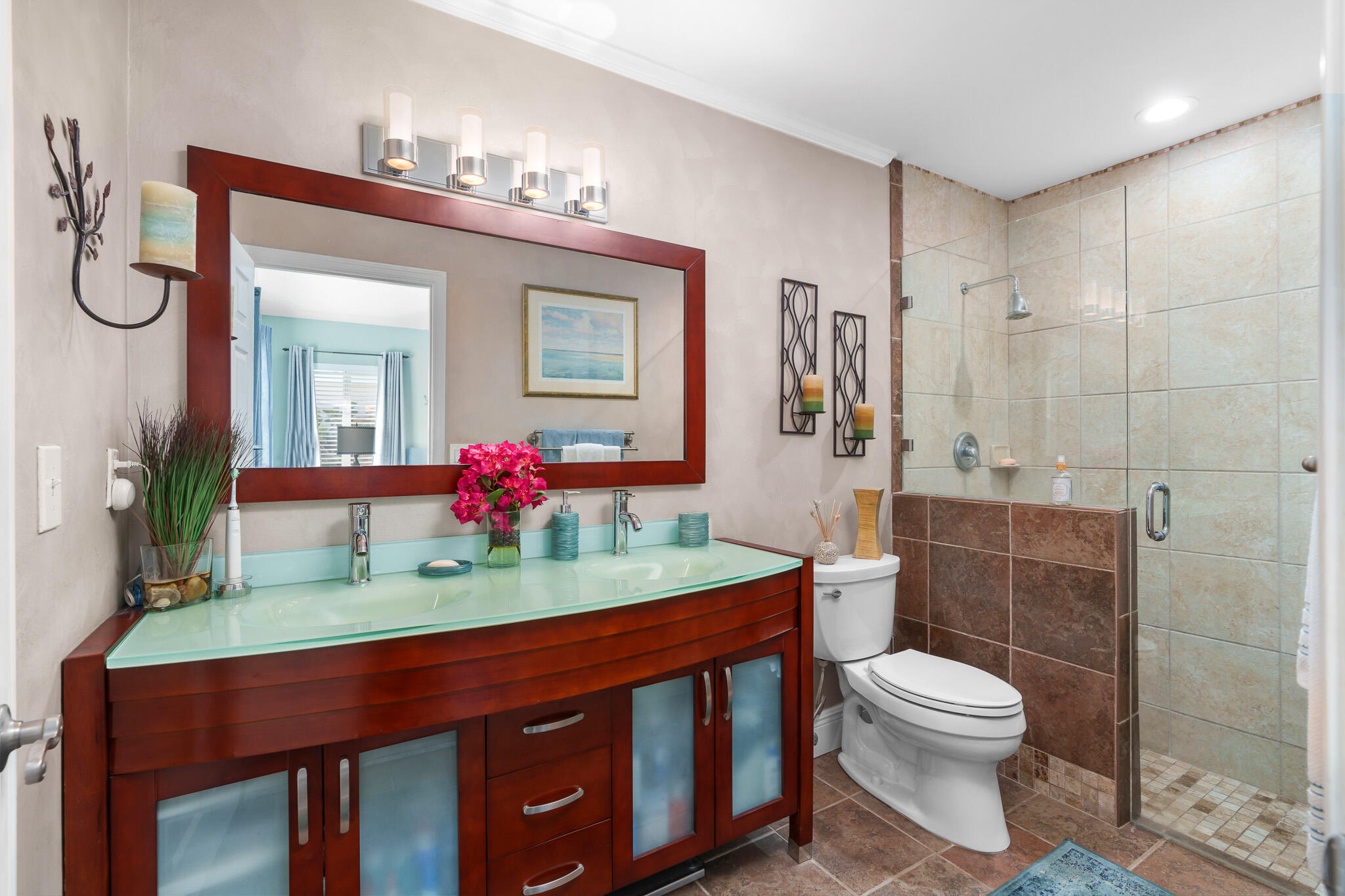 BAY WINDS 4 - Residential