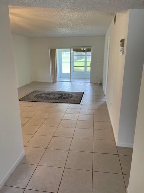 2901 Fiore Way 103, Delray Beach, FL, 33445/$229,800 3 2901 Fiore Way 103