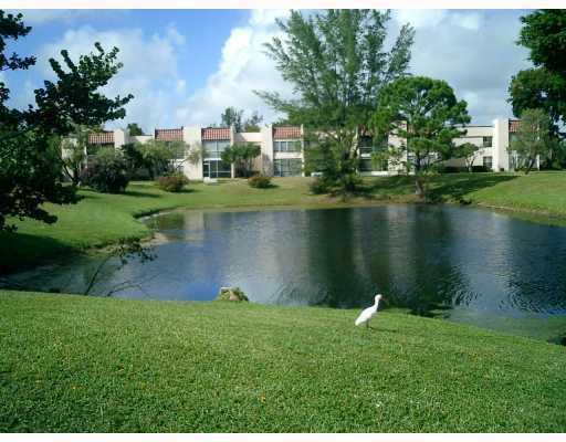 2901 Fiore Way 103, Delray Beach, FL, 33445/$229,800 2 2901 Fiore Way 103
