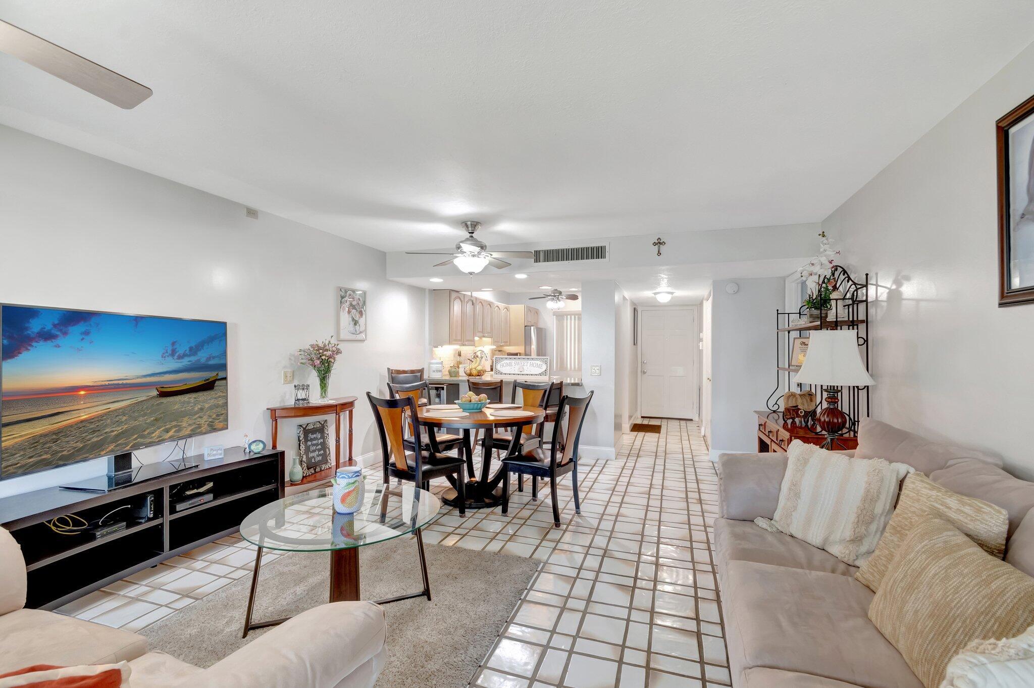 FOUNTAINS OF PALM BEACH CONDO 5 - Residential