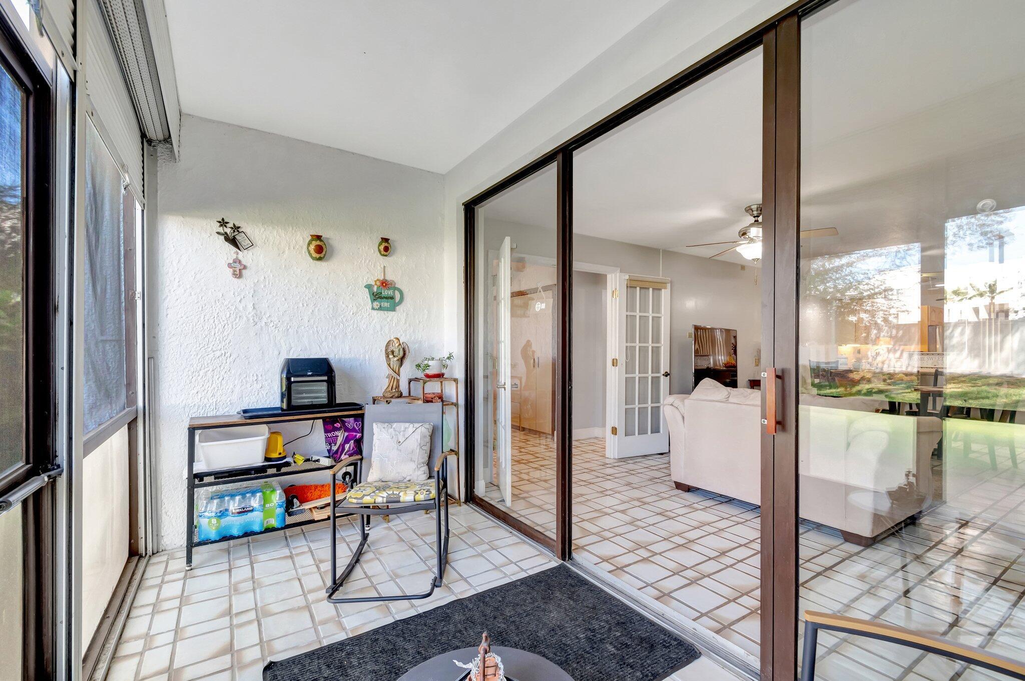 FOUNTAINS OF PALM BEACH CONDO 5 - Residential